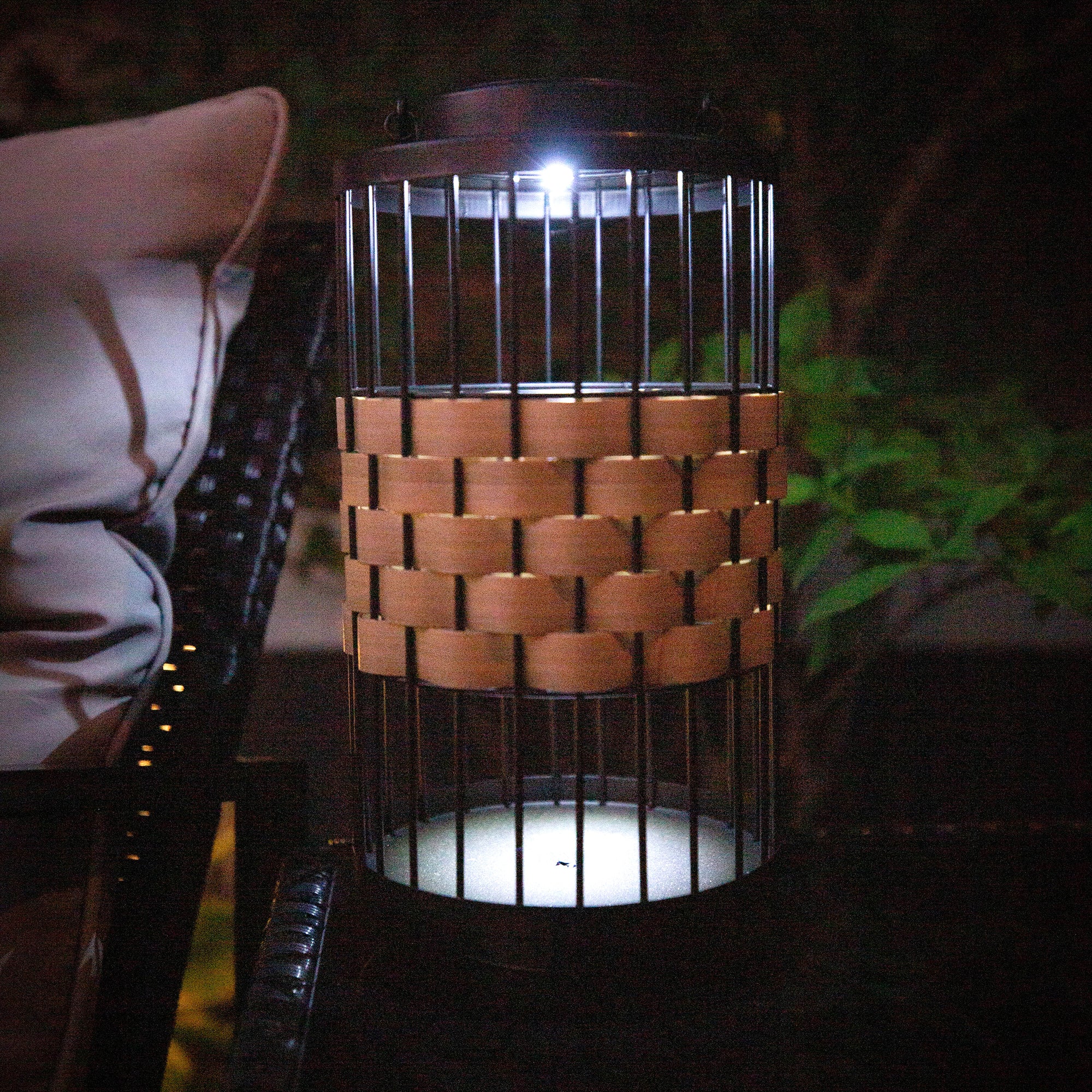Lumisphere Malibu Wicker Solar Lantern