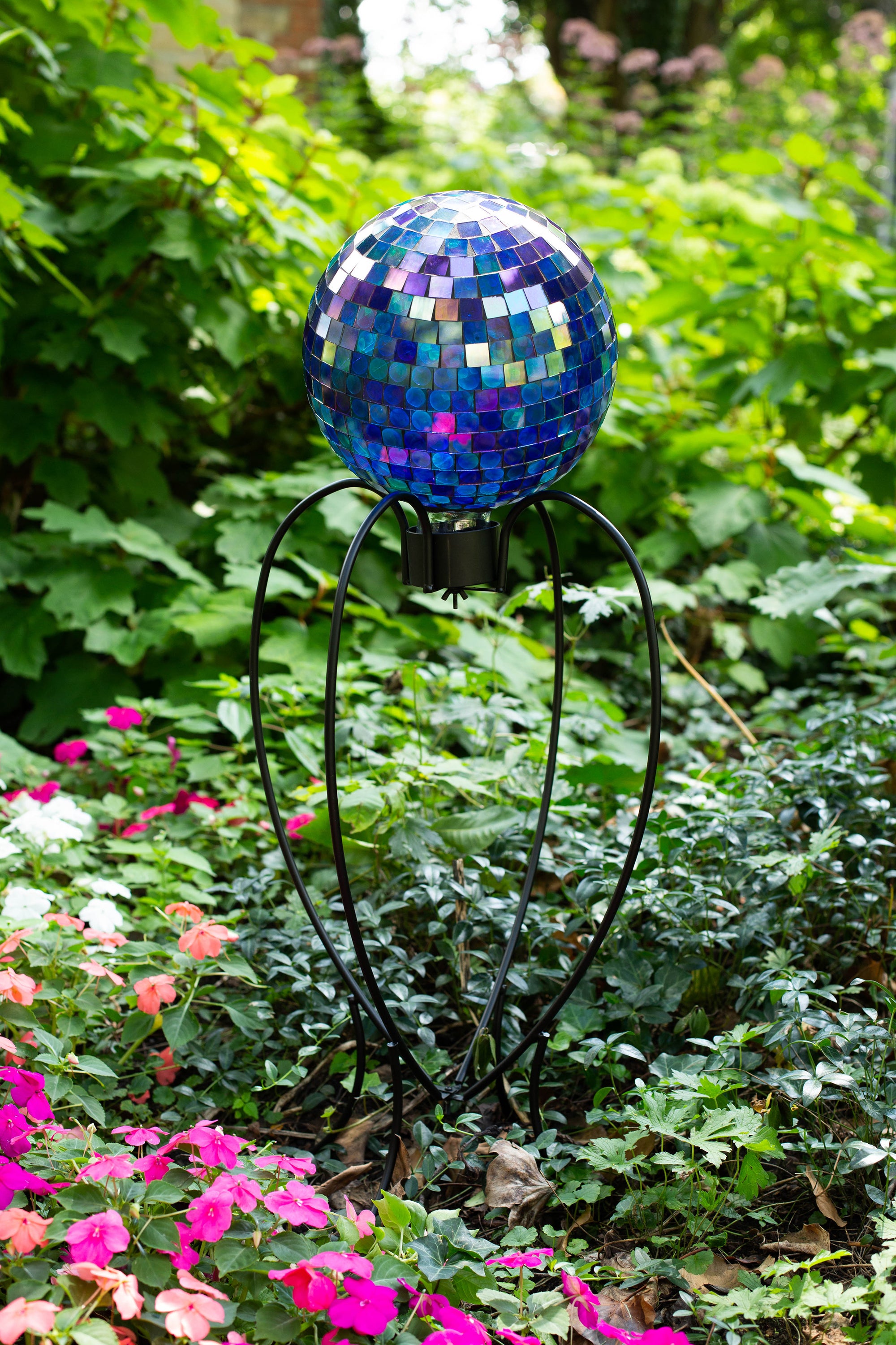 Heart Folding Globe Stand