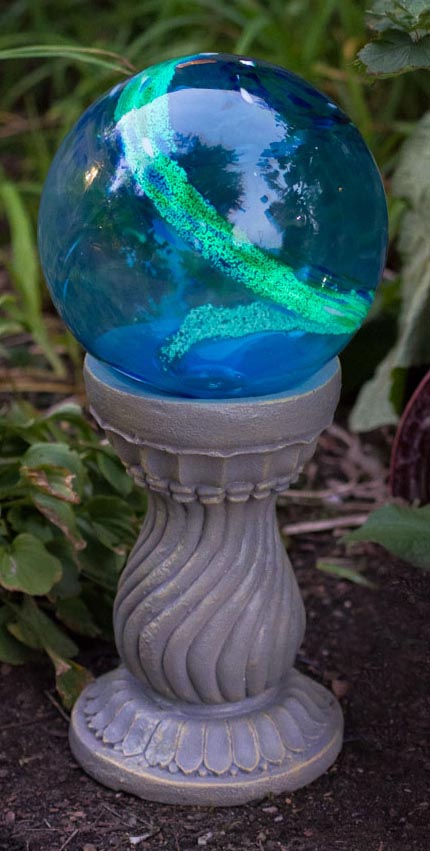 10" Ocean Mist Illuminarie Gazing Globe