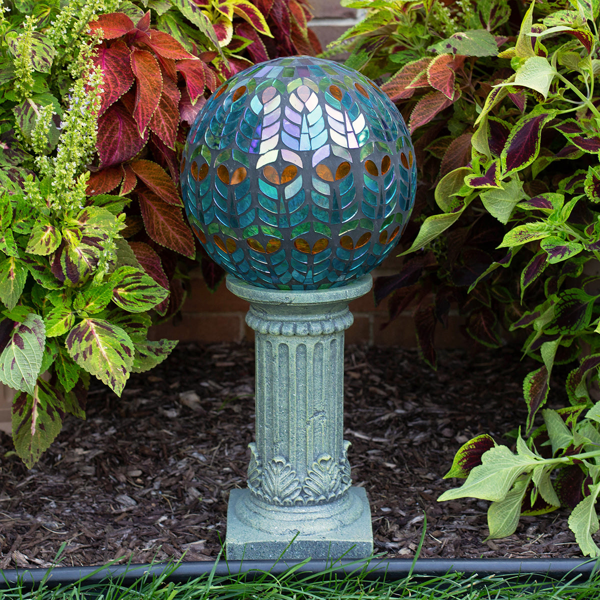 10" Mediterrano Mosaic Gazing Globe