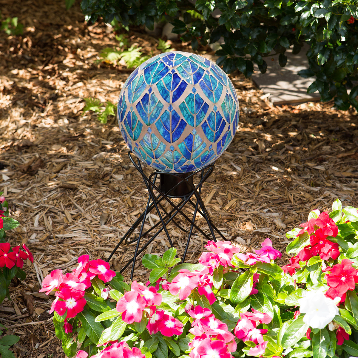 10" Aquamarine Mosaic Gazing Globe