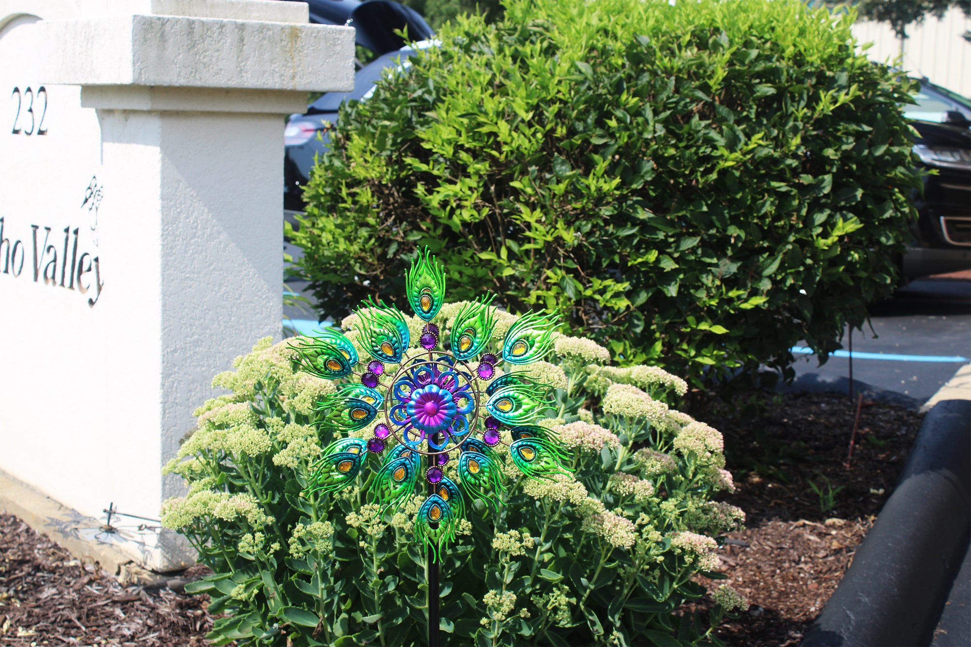 Peacock Plume Dual-Motion Windwheel