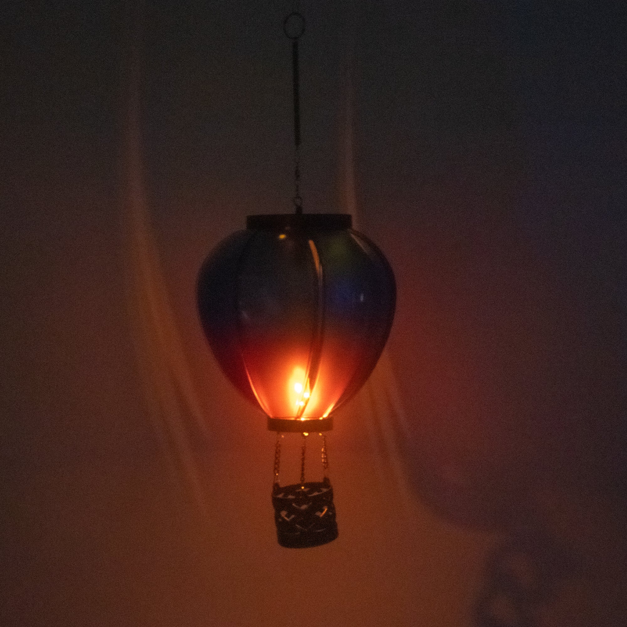 Hot Air Balloon Solar Spinner - Fuchsia