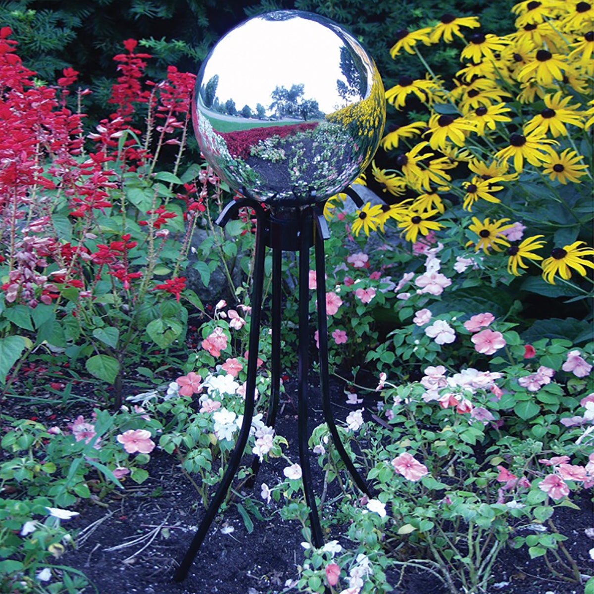 Low Profile Globe Stand