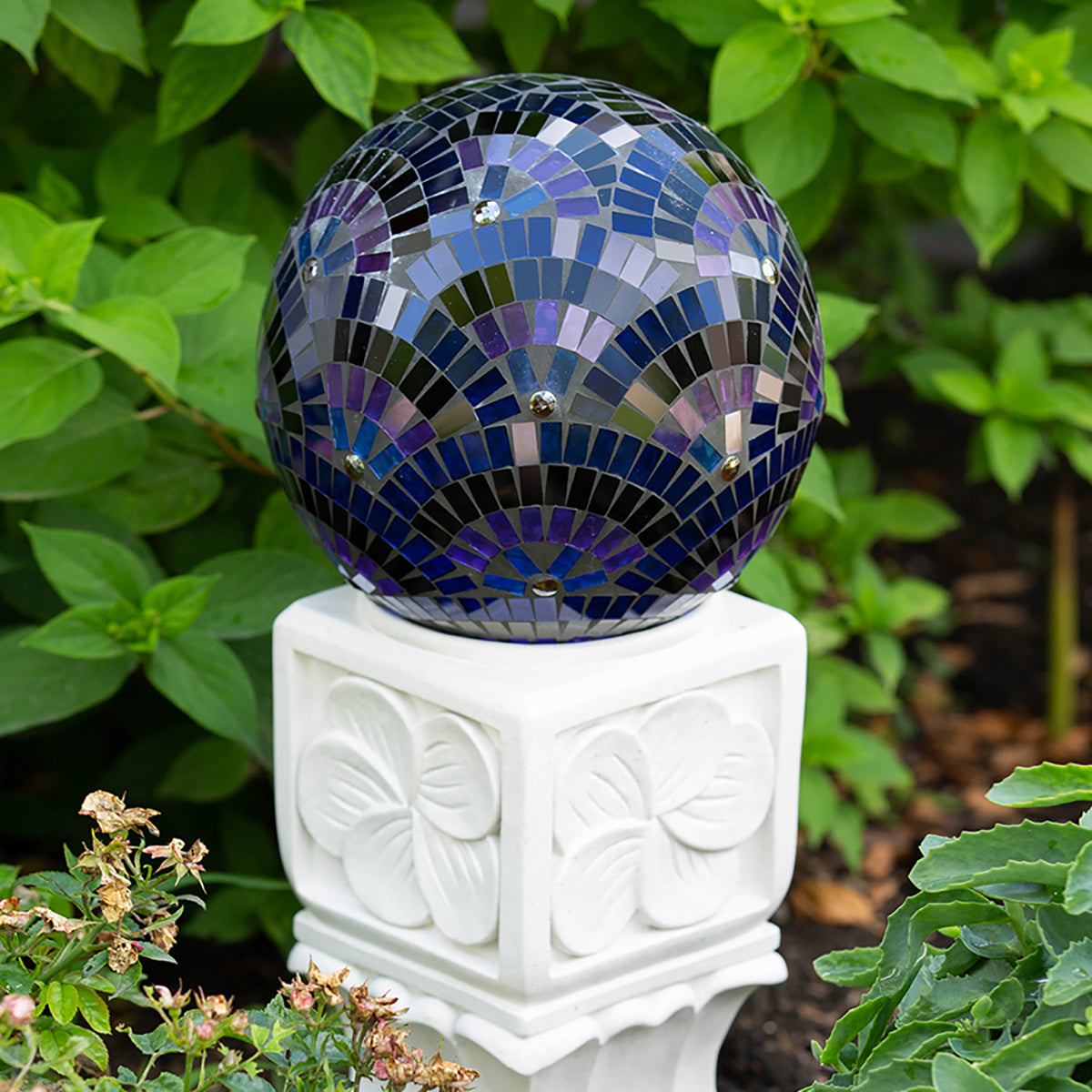 10" Purple Scallop Mosaic Gazing Globe